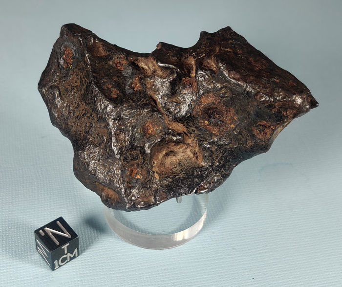 Canyon Diablo 302 gram meteorite